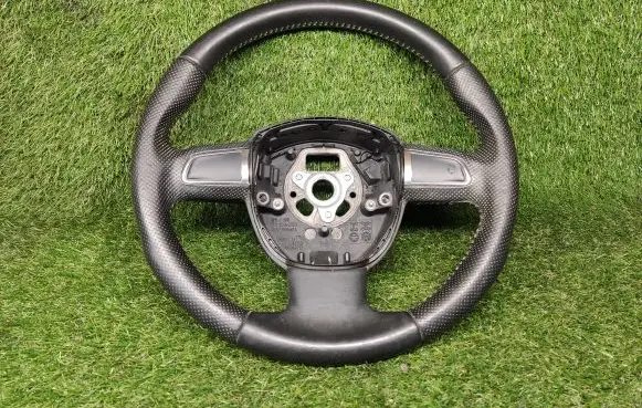 Audi A3 S3 8P Steering wheel 8R0419091 8P0419689A