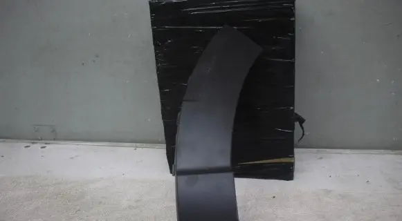 Volkswagen Taigo Fender trim (molding)