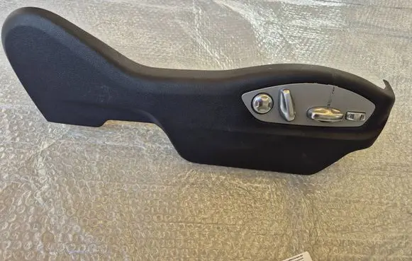 Porsche Macan (95B) Seat trim 7P5881314 7PP959748