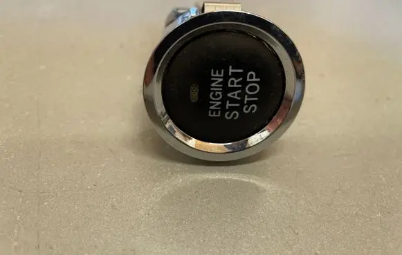 Toyota Corolla Verso E121 Engine start stop button switch 15A710
