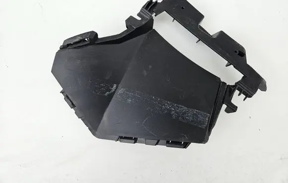 Renault Megane E-Tech Intercooler air guide/duct channel 622575904R