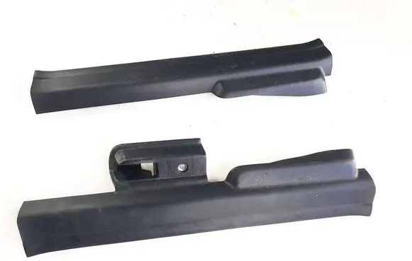 Foot area side trim