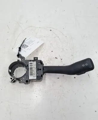 Skoda Fabia Mk1 (6Y) Indicator stalk 8L0953513G