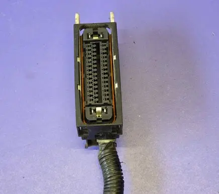 Suzuki Swift I ABS module connector plug 06210208854 57KD 06210952003