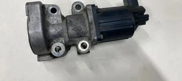 Opel Astra H EGR valve 8973766633 K5T70380