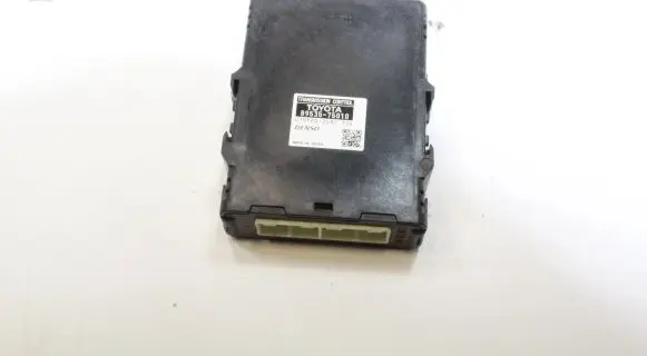 Toyota Auris 150 Gearbox control unit/module 8953575010