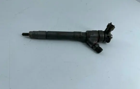 Nissan Qashqai Fuel injectors set 0445110546