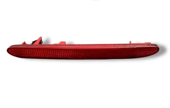 Honda CR-V Rear tail light reflector P3246 P3246R