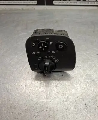 Mercedes-Benz C W203 Light switch A2035450704