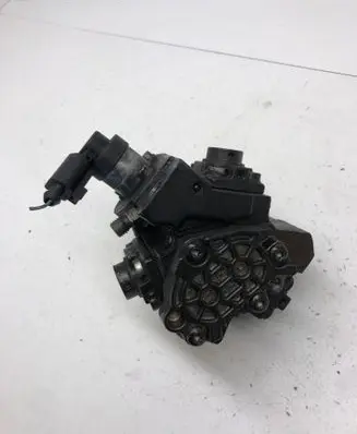 Audi A6 S6 C6 4F Fuel injection high pressure pump 059130755S 0445010154 0928400572
