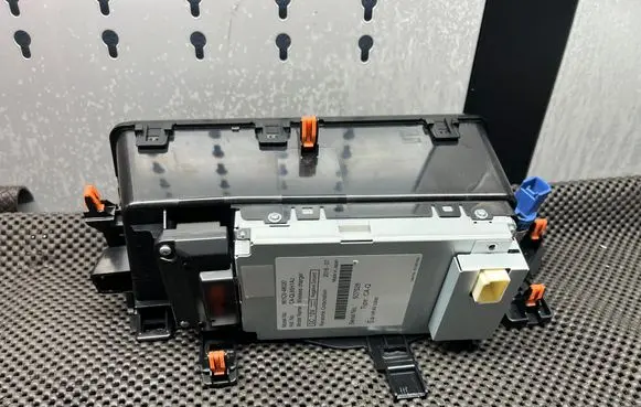 Lexus RX 450H Wireless charging module 861C048020
