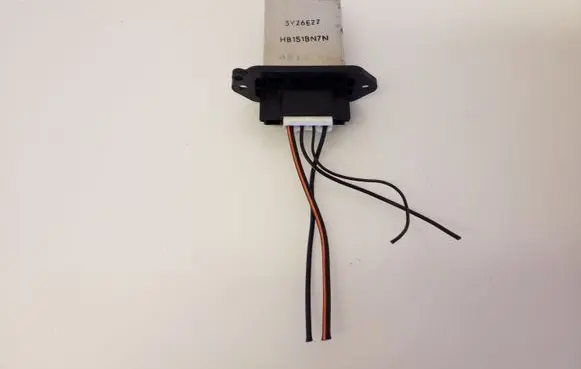 Mazda 3 I Heater blower motor/fan resistor HB151BN7N 3Y26E27