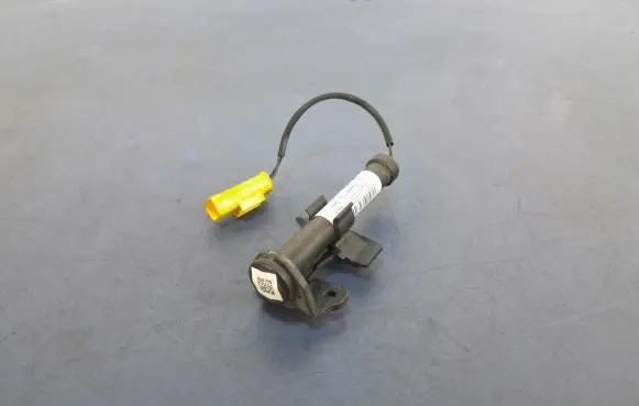 BMW 3 G20 G21 Engine bonnet/hood hinges 7449430