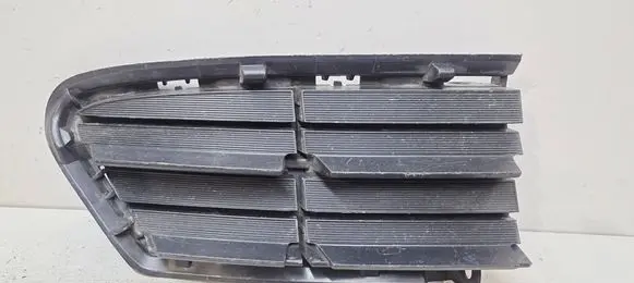Toyota RAV 4 (XA40) Front bumper lower grill 5312842080
