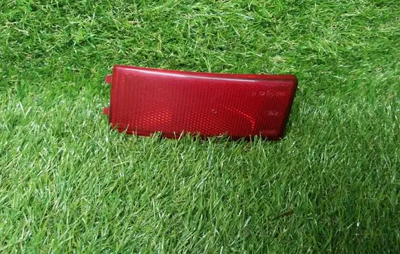 Ford Focus Rear tail light reflector 3M5113B415AB