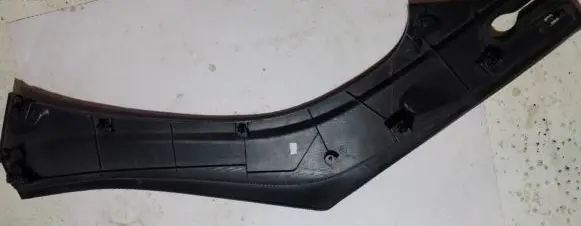 Engine bonnet/hood lock trim molding