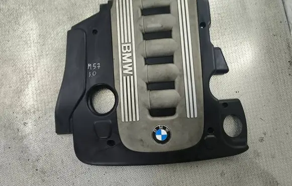 BMW 5 E60 E61 Engine cover (trim) 7788908