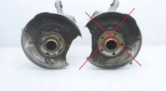 Volvo S60 Rear wheel hub spindle/knuckle D4204T14