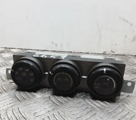 Nissan X-Trail T30 Climate control unit 27500EQ300 A0200018A03002
