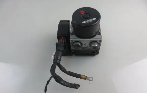 Mercedes-Benz C W204 ABS Pump 2044313712 2045455132 10092623133