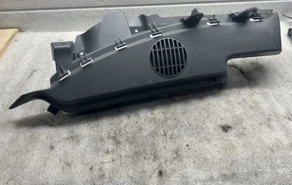 BMW 1 E81 E87 Centre console side trim rear 51467119501
