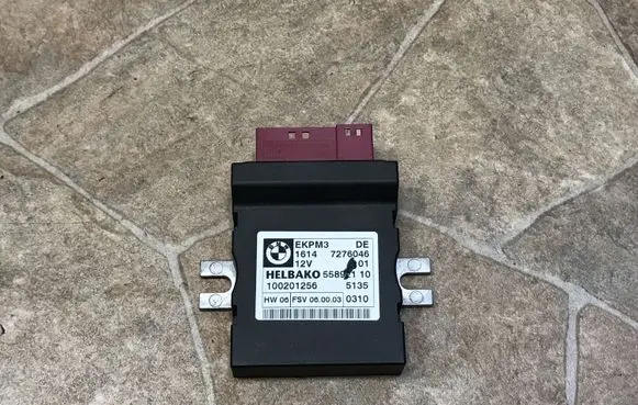 BMW X5 E70 Fuel injection pump control unit/module 7276046