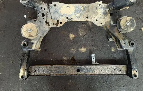 Infiniti EX Front subframe