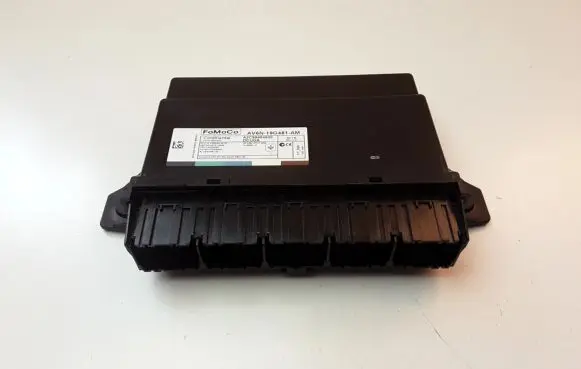 Ford Kuga II Comfort/convenience module AV6N19G481AM