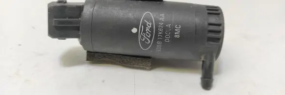 Ford Focus Windscreen/windshield washer pump 93BB17K624AA