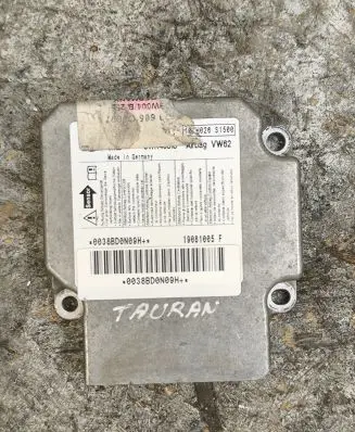 Volkswagen Touran I Airbag control unit/module 19081005F
