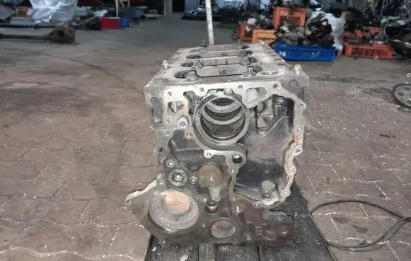 Iveco Daily 35 - 40.10 Engine block F1AE0481A
