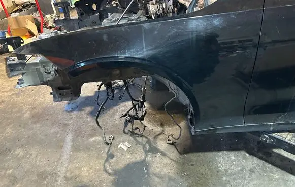 Volvo S90, V90 Fender 