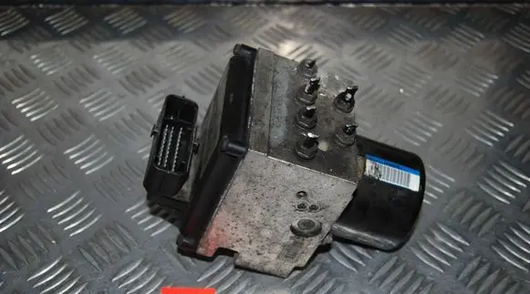 Volkswagen PASSAT B6 ABS Pump 3C0614095P