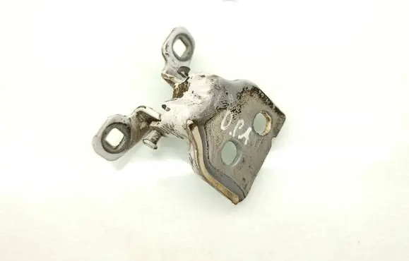 Dacia Duster II Front door lower hinge 