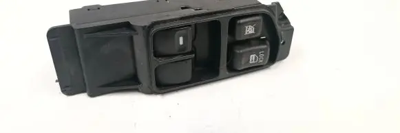 Mitsubishi Eclipse Electric window control switch 2237TH6 MN141173 C8DD354M