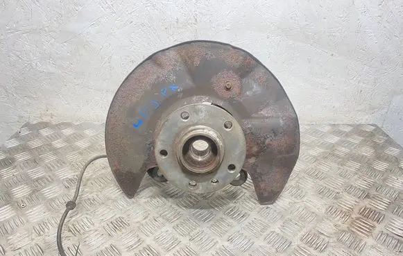 Volkswagen Transporter - Caravelle T5 Front wheel hub 7H0257G