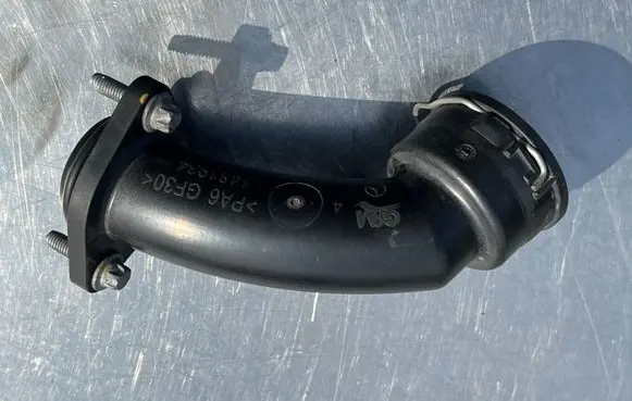 Mercedes-Benz Sprinter W907 W910 Engine coolant pipe/hose 1481934