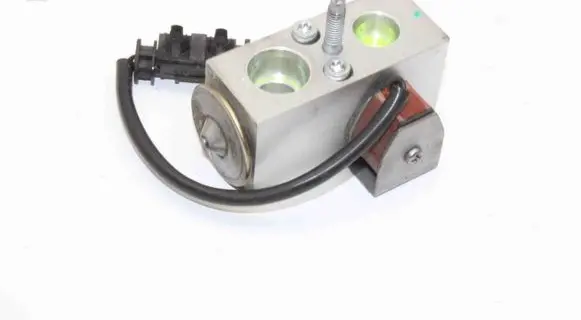 Volvo XC40 Air conditioning (A/C) expansion valve 8888948389