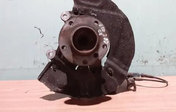 BMW 5 E60 E61 Front wheel hub 6760954R