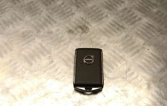 Volvo XC40 Ignition key/card 
