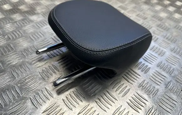 Mercedes-Benz E W238 Front seat headrest 