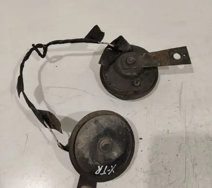 Nissan X-Trail T30 Horn signal