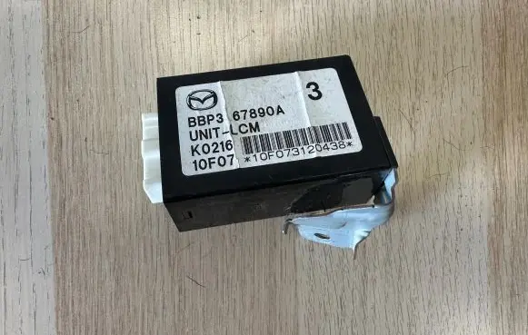 Mazda 3 II Light module LCM BBP367890A