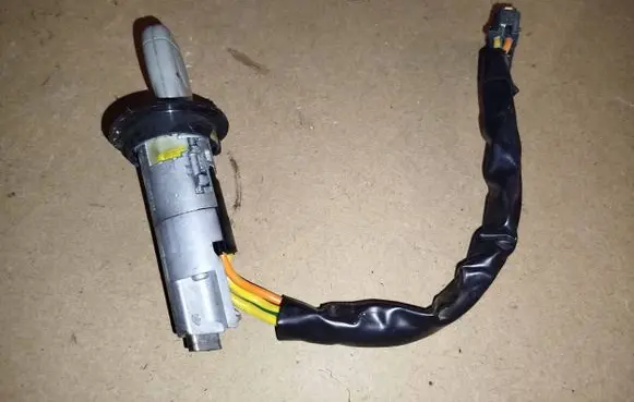 Renault Twingo I Ignition lock 424428 F398