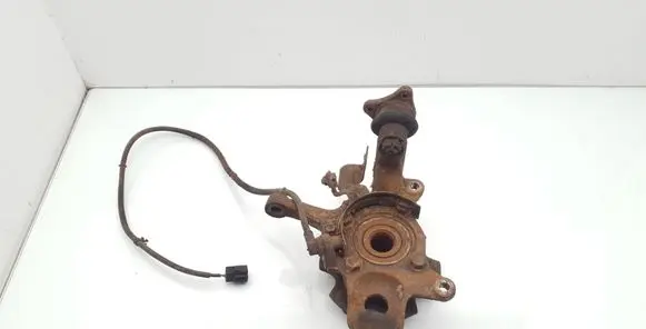 Mitsubishi Pajero Front wheel hub