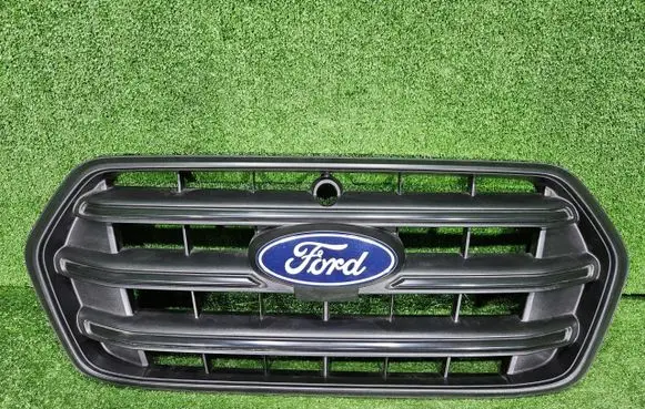 Ford Transit VII Front bumper upper radiator grill RK31-17B968-A
