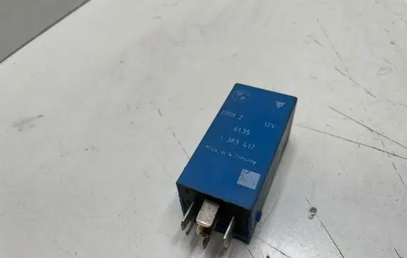 BMW 5 E39 Other relay 1383417
