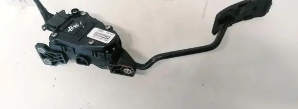 Volvo S40, V40 Accelerator throttle pedal 30865642 MB65642
