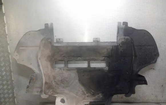 Ford Focus Engine splash shield/under tray 2M51A6P013