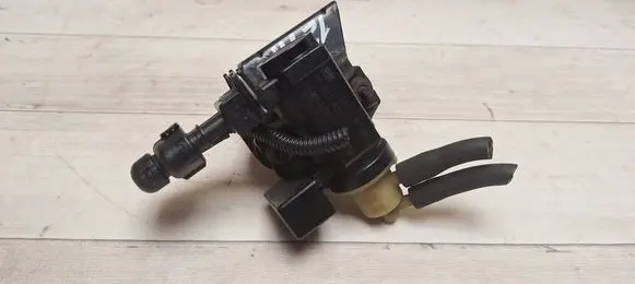 Opel Corsa D Turbo solenoid valve 55573801 70365300 55560431